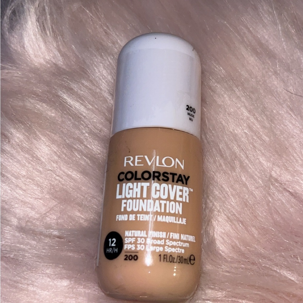 Revlon ColorStay Light Cover Foundation